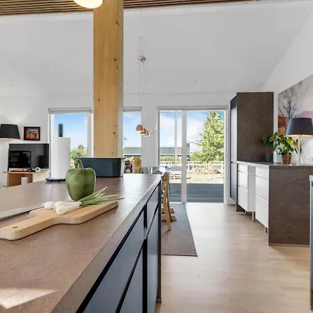 Holiday home Lovely In With Kitchen *