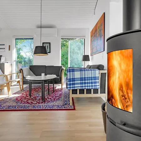 Lovely In With Kitchen