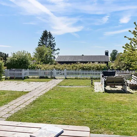 Amazing In With Wifi Ferienhaus Bogø By